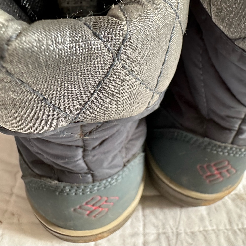Columbia snow boots, size 9.5 - Picture 9 of 9